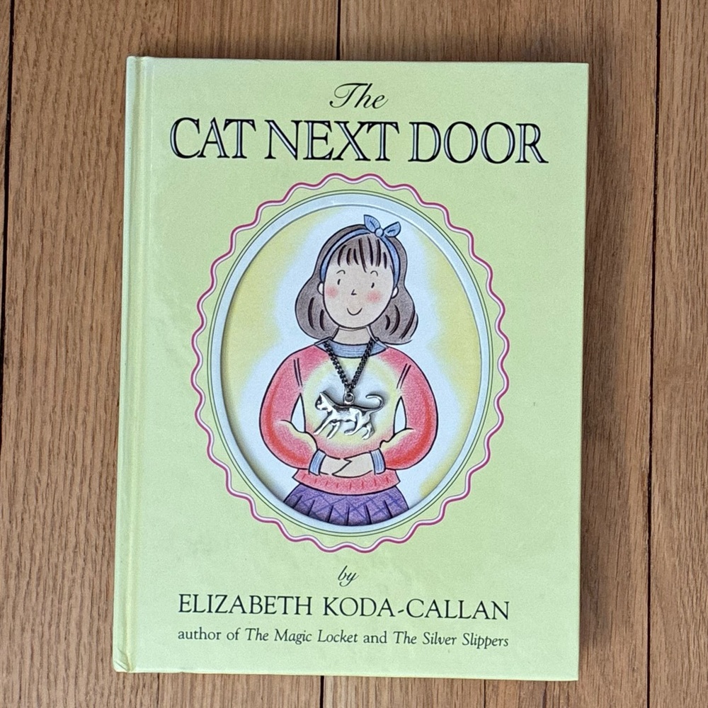 Vintage Book, The CAT NEXT DOOR, ELIZABETH KODA-CALLAN, & pendant, 1st Ed 1993